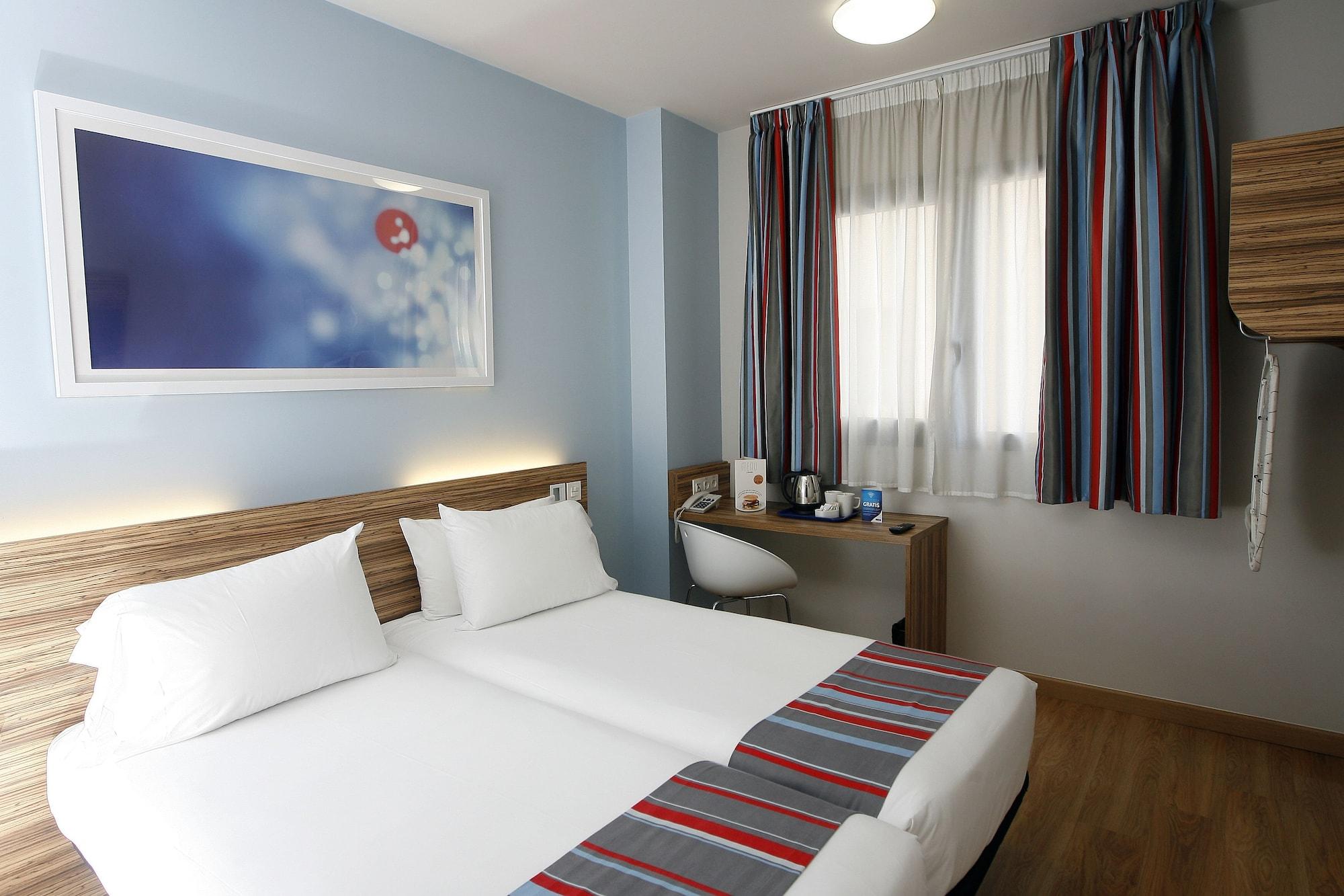 Travelodge Madrid Metropolitano Exterior foto