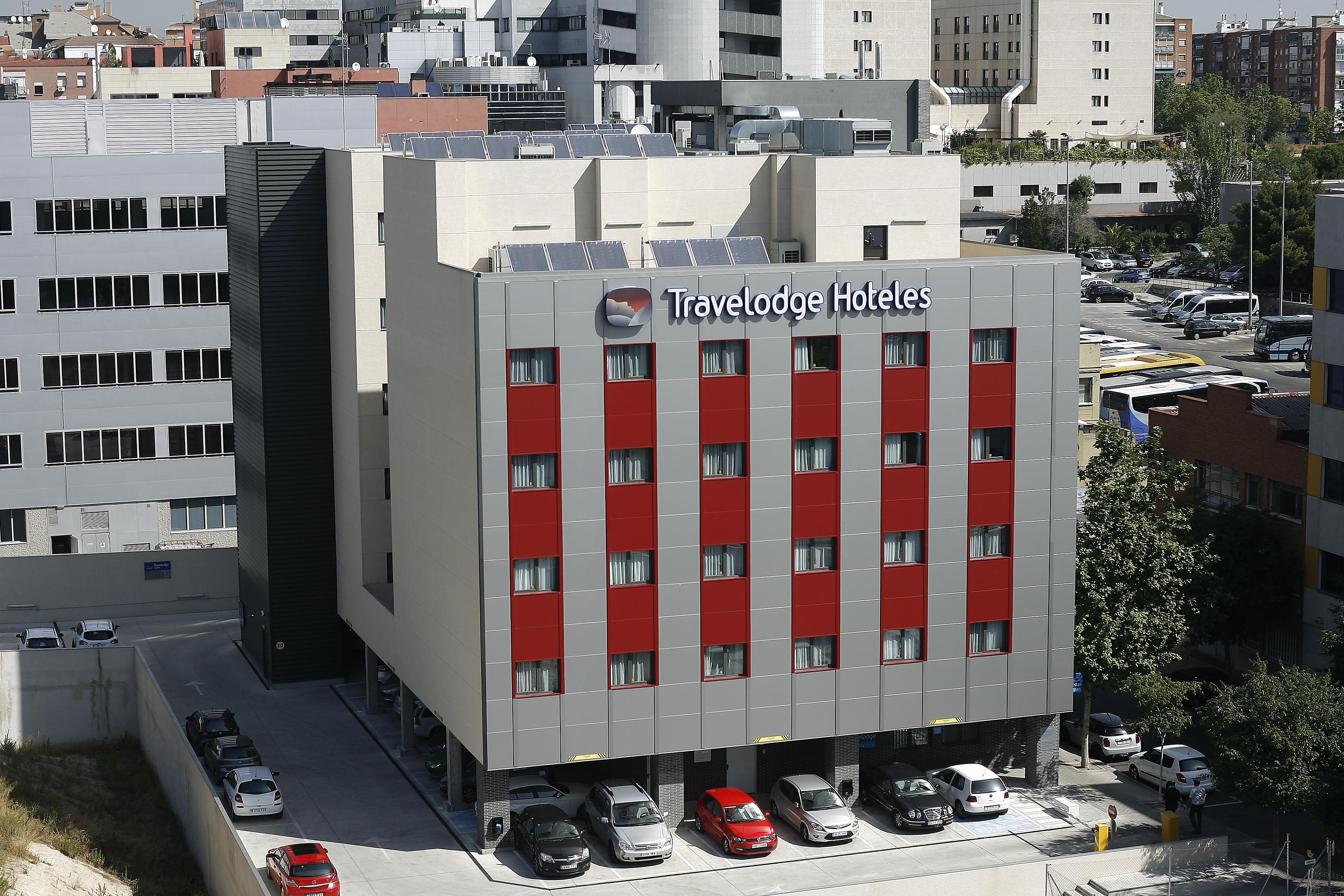 Travelodge Madrid Metropolitano Exterior foto