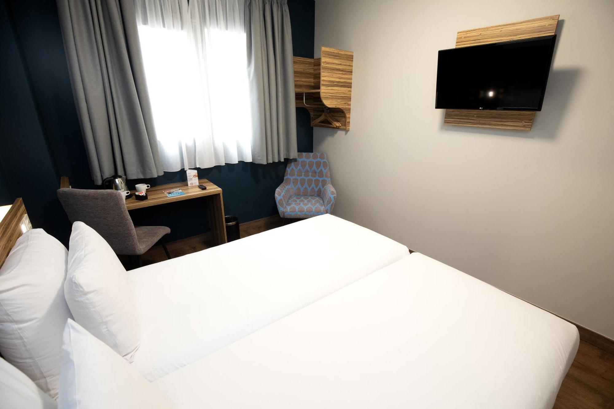 Travelodge Madrid Metropolitano Zimmer foto